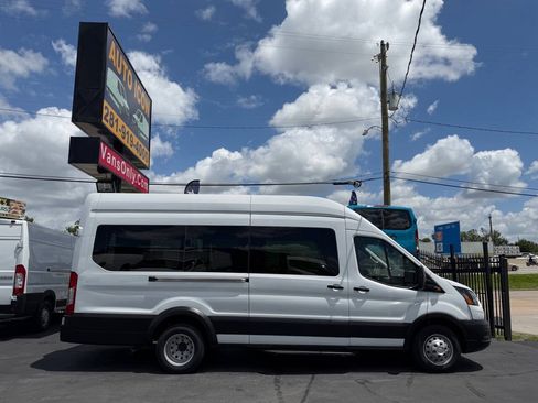 Used 2023 Ford Transit 350 XL RWD image 2