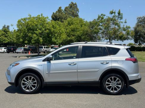 Used 2016 Toyota RAV4 Limited w/ Advanced Technology Package AWD/4WD image 2