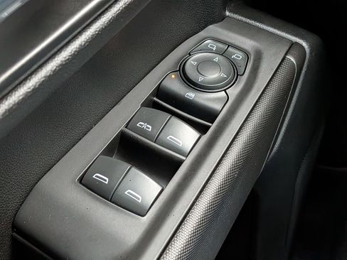 Used 2021 Chevrolet Silverado 1500 Custom image 25