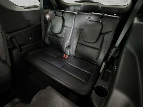 Used 2020 Ford Explorer XLT w/ Equipment Group 202A image 26