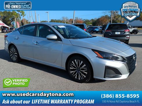 Used 2023 Nissan Altima 2.5 SV image 1