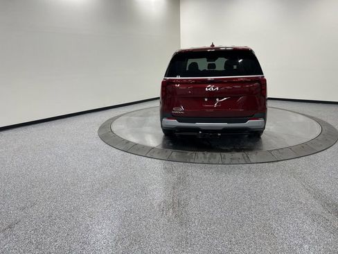 New 2026 Kia Carnival FWD image 7