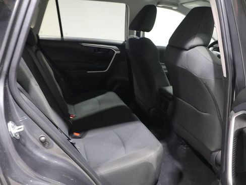 Used 2025 Toyota RAV4 LE AWD/4WD image 19