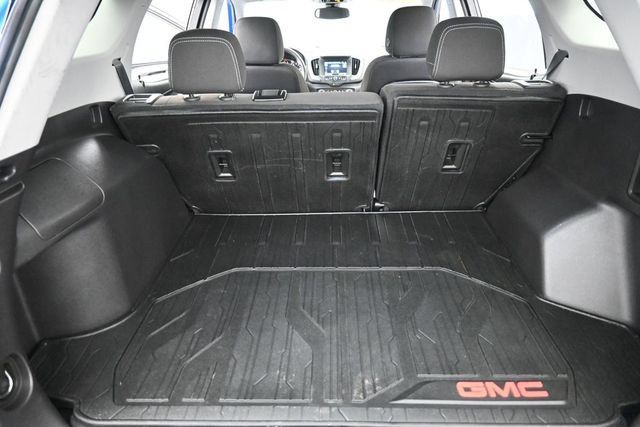 Used 2024 GMC Terrain SLE w/ Driver Convenience Package FWD image 26