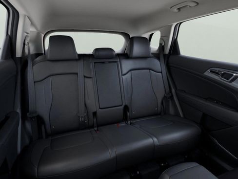 New 2026 Kia Sportage EX image 16