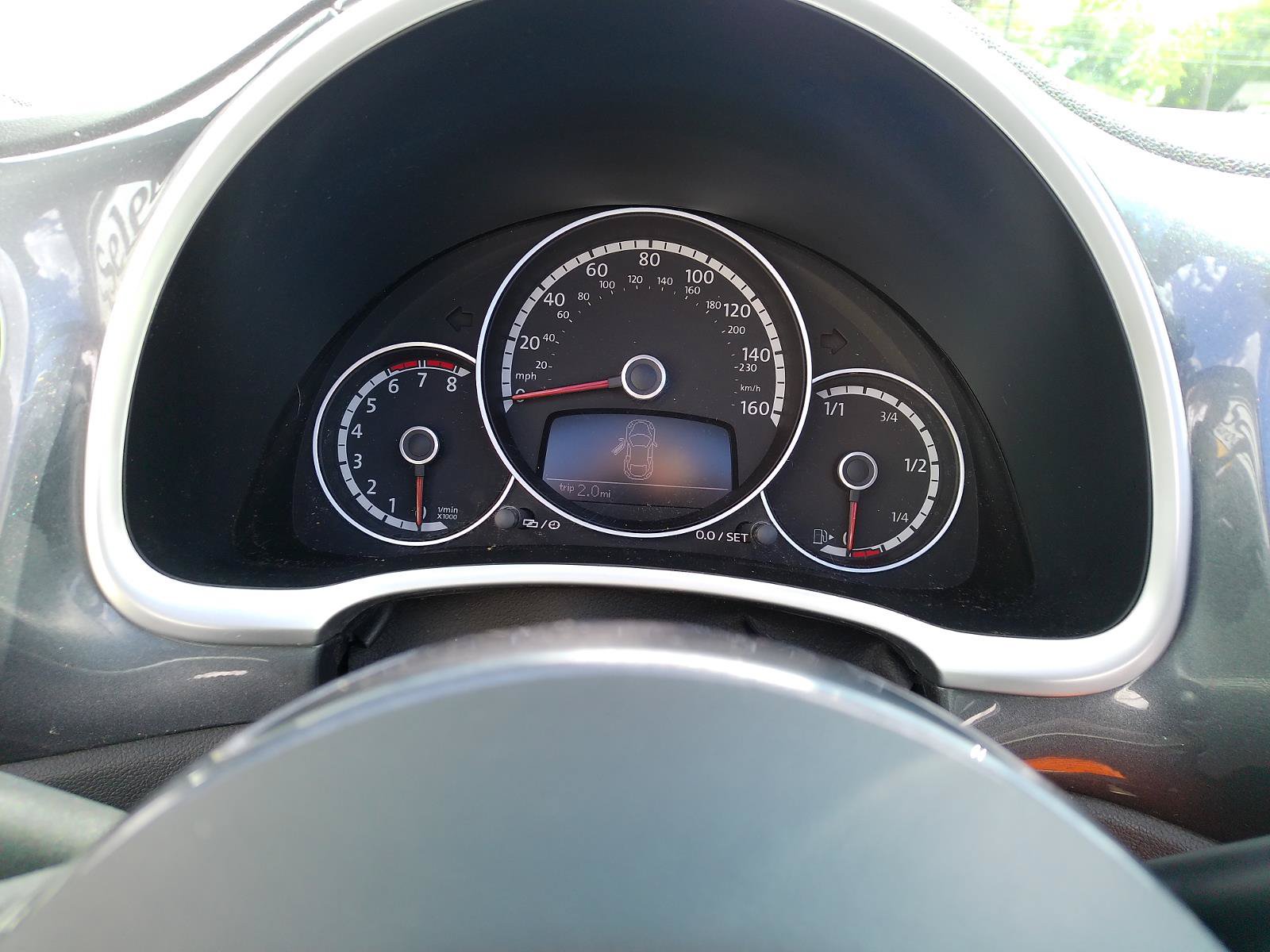 Used 2015 Volkswagen Beetle 1.8T FWD image 19