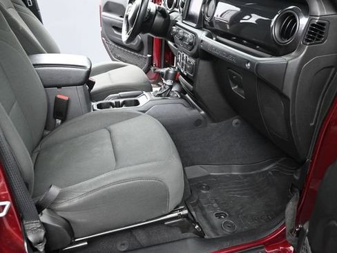 Used 2021 Jeep Wrangler Unlimited Sport AWD/4WD image 21