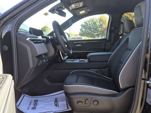 New 2026 GMC Sierra EV Elevation image 16