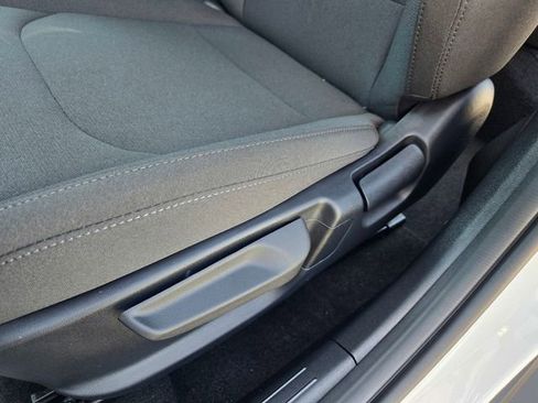 New 2026 Kia K4 LX image 25