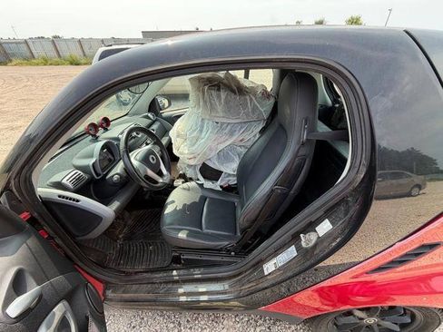 Used 2009 smart fortwo pure RWD image 18