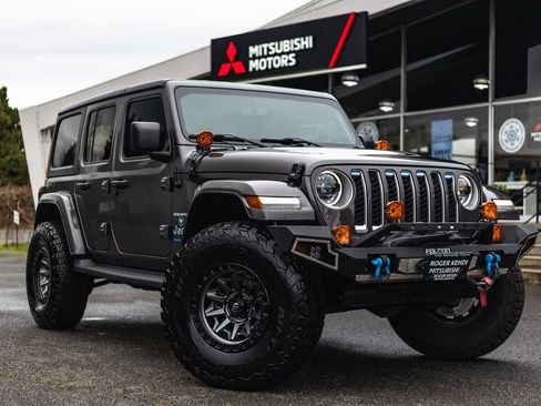 Used 2023 Jeep Wrangler Unlimited Sahara image 1