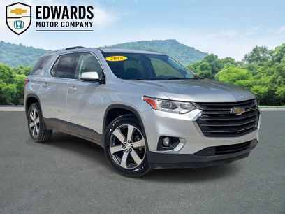 Used 2018 Chevrolet Traverse LT