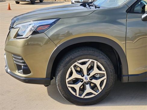 Certified 2023 Subaru Forester Premium image 8