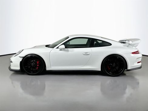 Used 2015 Porsche 911 GT3 image 2