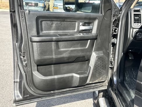 Used 2019 RAM 2500 Tradesman image 11