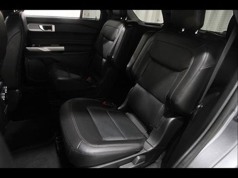 Certified 2023 Ford Explorer Limited w/ Equipment Group 301A AWD/4WD image 20