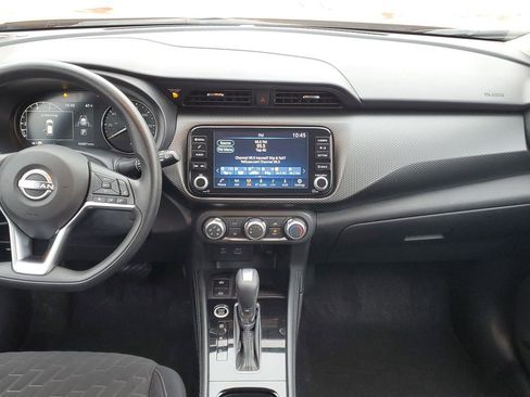 Used 2023 Nissan Kicks SV image 22