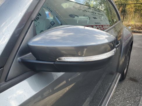 Used 2012 Volkswagen Beetle 2.5 image 10