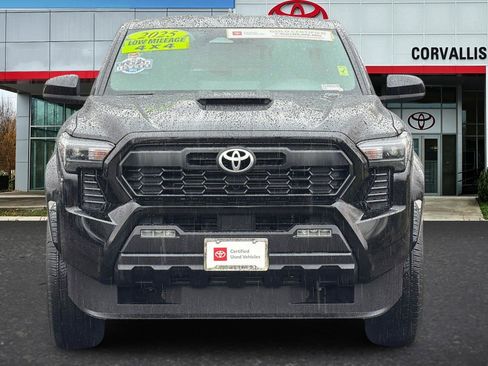 Certified 2025 Toyota Tacoma TRD Sport image 9