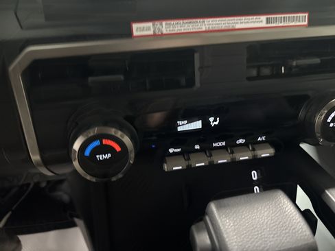 New 2025 Toyota Tacoma SR image 19