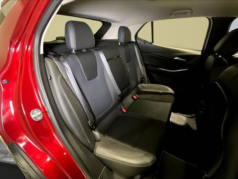 Used 2021 Buick Encore GX Select image 24