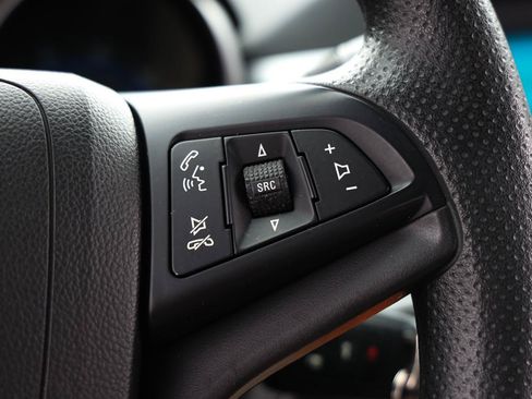 Used 2015 Chevrolet Cruze L FWD image 25