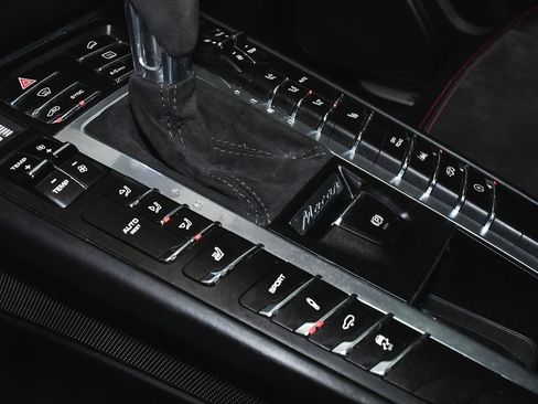 Used 2018 Porsche Macan GTS image 38