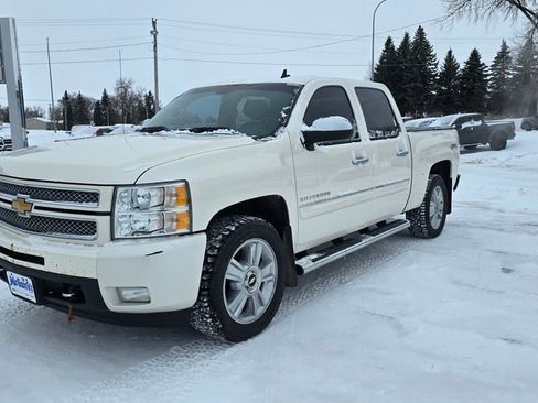 Used 2013 Chevrolet Silverado 1500 LTZ w/ LTZ White Diamond Edition image 2