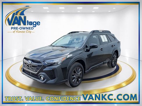Certified 2025 Subaru Outback Onyx Edition image 1