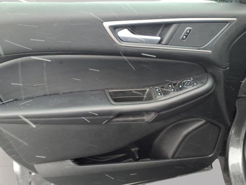 Certified 2024 Ford Edge SEL image 11