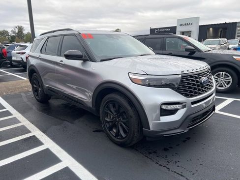 Used 2022 Ford Explorer ST-Line w/ Class IV Trailer Tow Package image 8