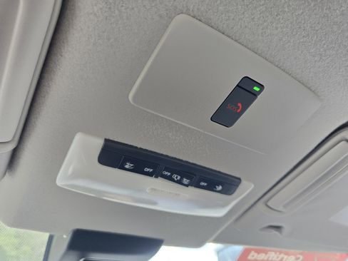 Certified 2024 Nissan Kicks SV FWD image 23