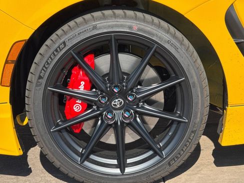 New 2026 Toyota GR86 YUZU Limited image 32