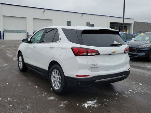 Used 2022 Chevrolet Equinox LT image 3