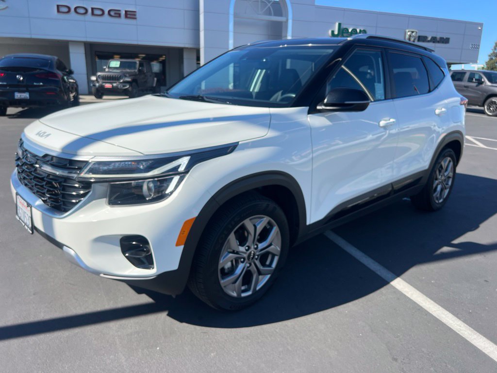 Used 2024 Kia Seltos S FWD image 7