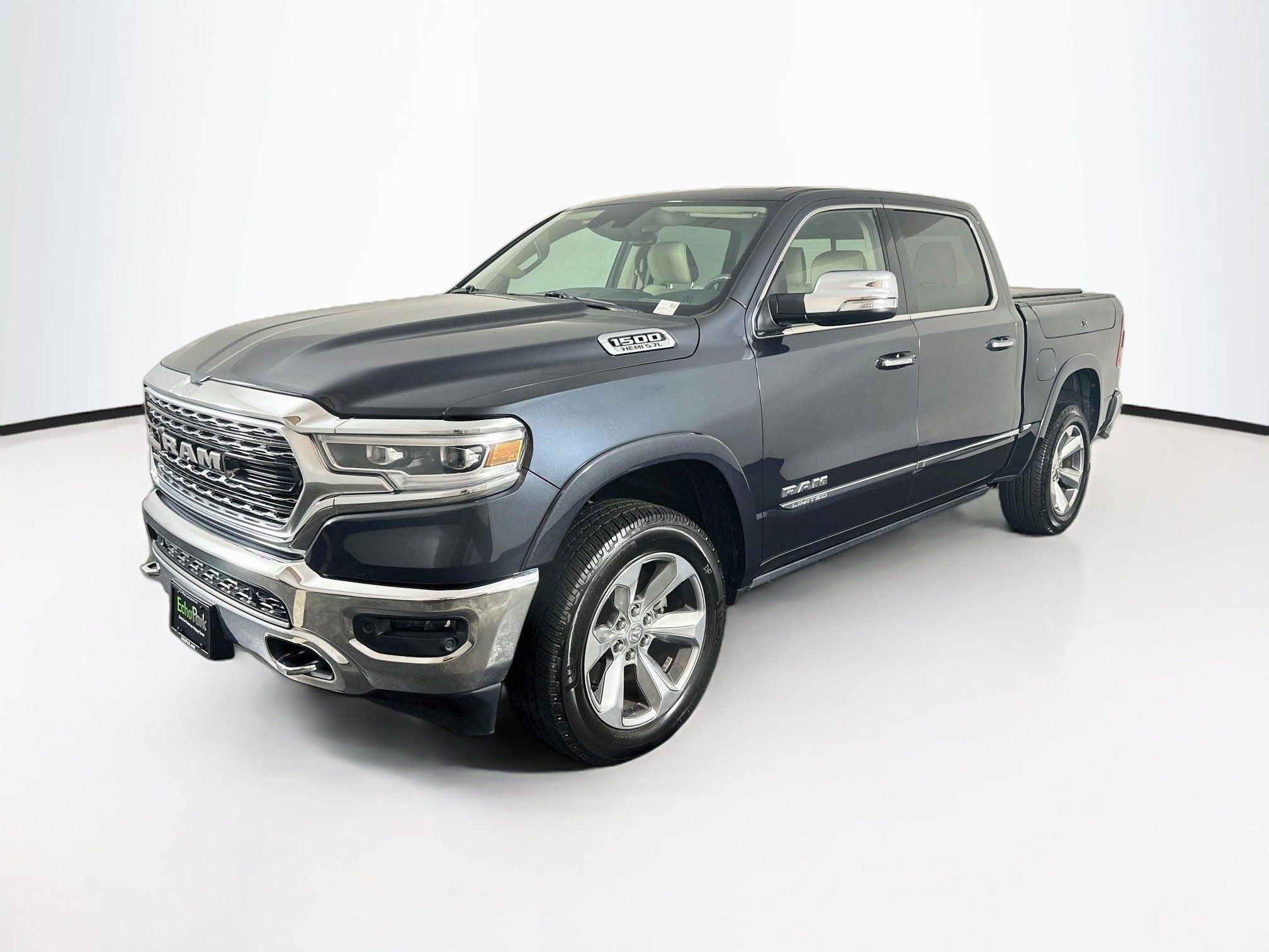 Used 2019 RAM 1500 Limited AWD/4WD image 3