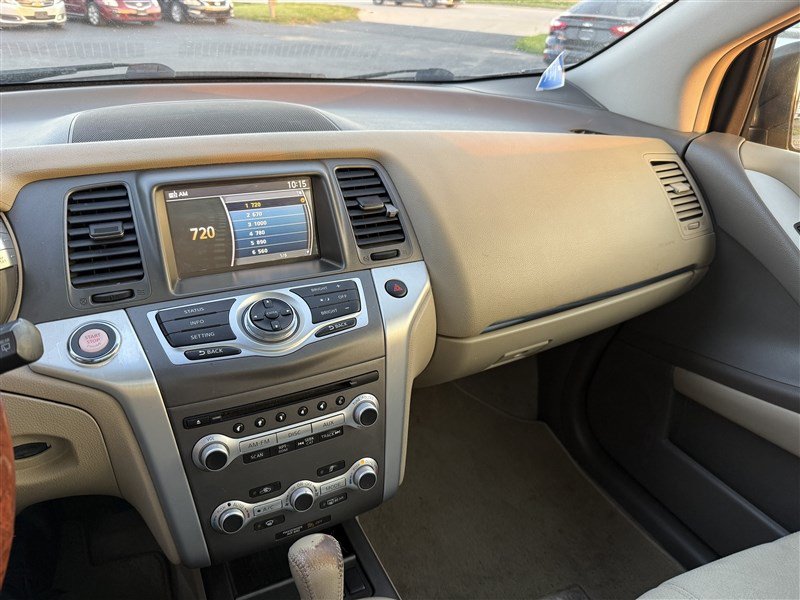 Used 2012 Nissan Murano SV AWD/4WD image 11
