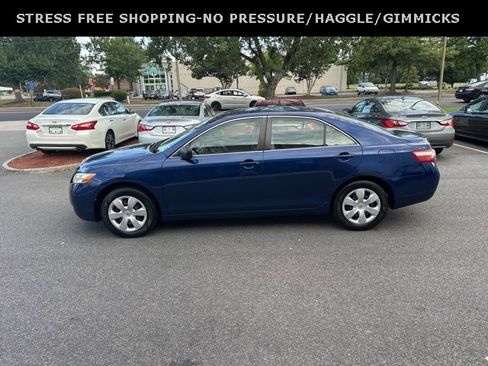 Used 2009 Toyota Camry LE image 19