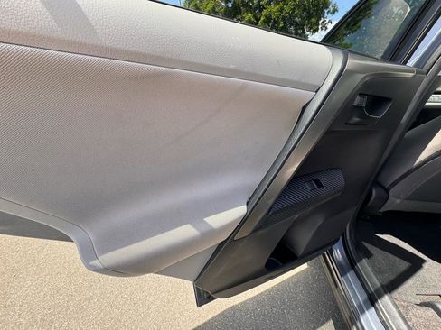 Used 2013 Toyota RAV4 XLE AWD/4WD image 19