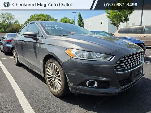 Used 2016 Ford Fusion Titanium FWD image 3