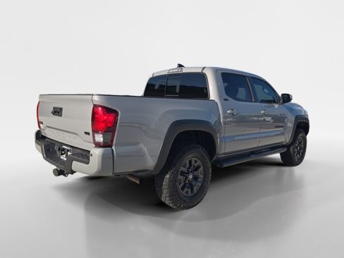 Used 2021 Toyota Tacoma SR5 w/ Trail Edition AWD/4WD image 3
