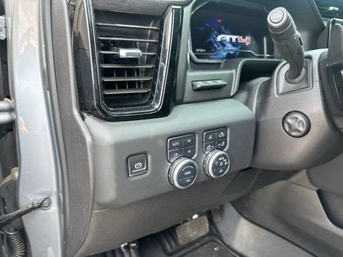 Used 2024 GMC Sierra 1500 AT4 w/ Technology Package AWD/4WD image 33