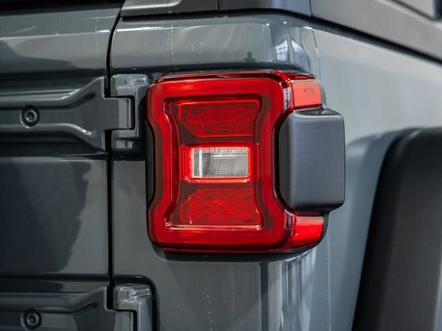 New 2026 Jeep Wrangler Unlimited Rubicon image 6