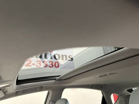 Used 2012 Toyota Prius Two image 22