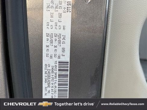 Used 2018 Dodge Grand Caravan SE w/ UConnect Hands-Free Group image 34