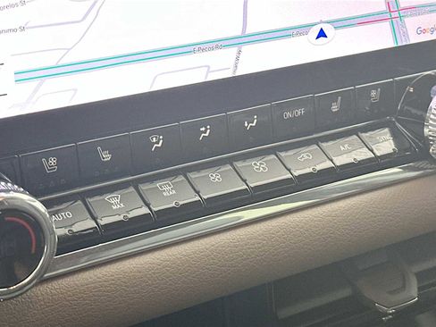 Used 2024 GMC Canyon Denali image 20