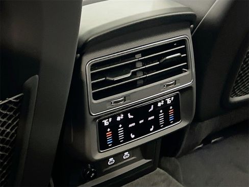 New 2026 Audi Q8 Premium Plus image 25
