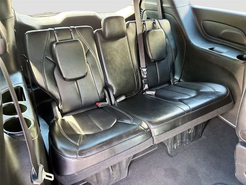 Used 2025 Chrysler Pacifica Select FWD image 27