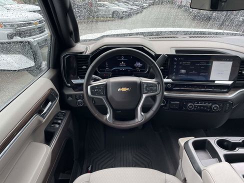 Used 2024 Chevrolet Silverado 1500 LT w/ All Star Edition Plus AWD/4WD image 2