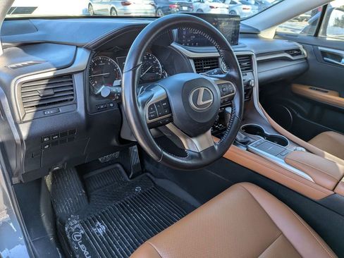 Used 2021 Lexus RX 350L Premium w/ Premium Package image 11